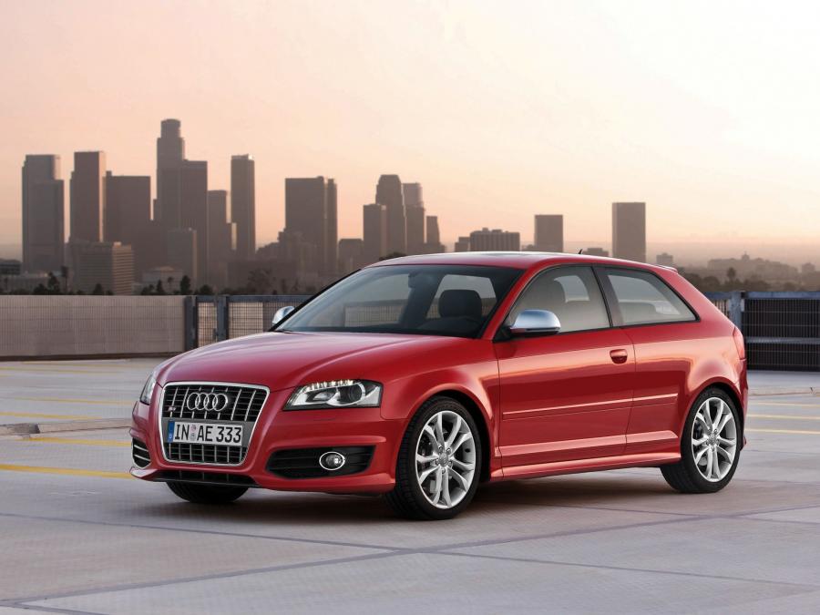  Audi S3 (8P) 2008 года  (WW) (фото 8 из 15)